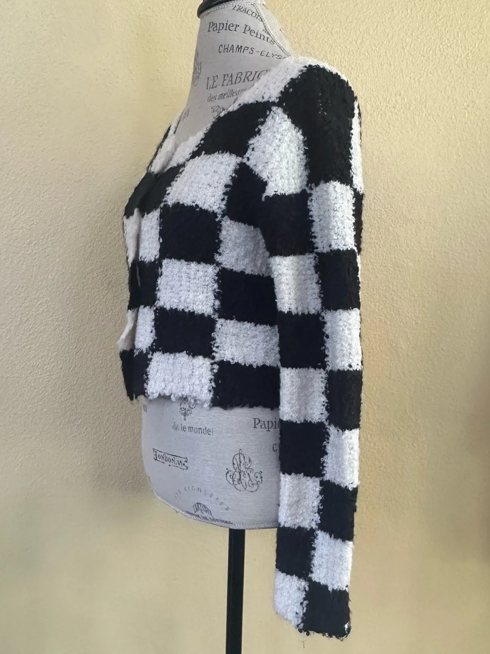 Moon River Checkerboard Fuzzy Cropped Cozy Cardigan Sweater Black/Ivory XS NWT!